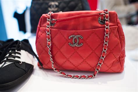 Check out Chanel’s Spring 2013 bags a